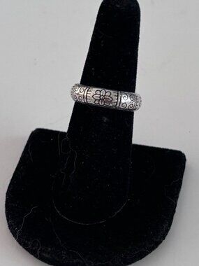 Brighton Sterling Silver 5mm Flower Band Ring Size 7